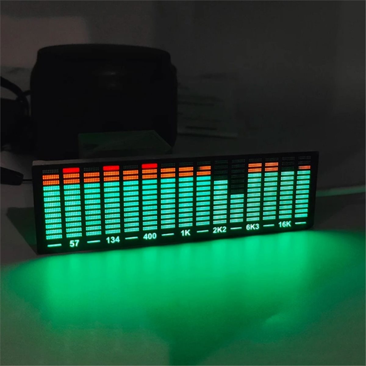 เหมาะสำหรับ Music Spectrum LED - Audio To Music บทวิจารณ์และราคา